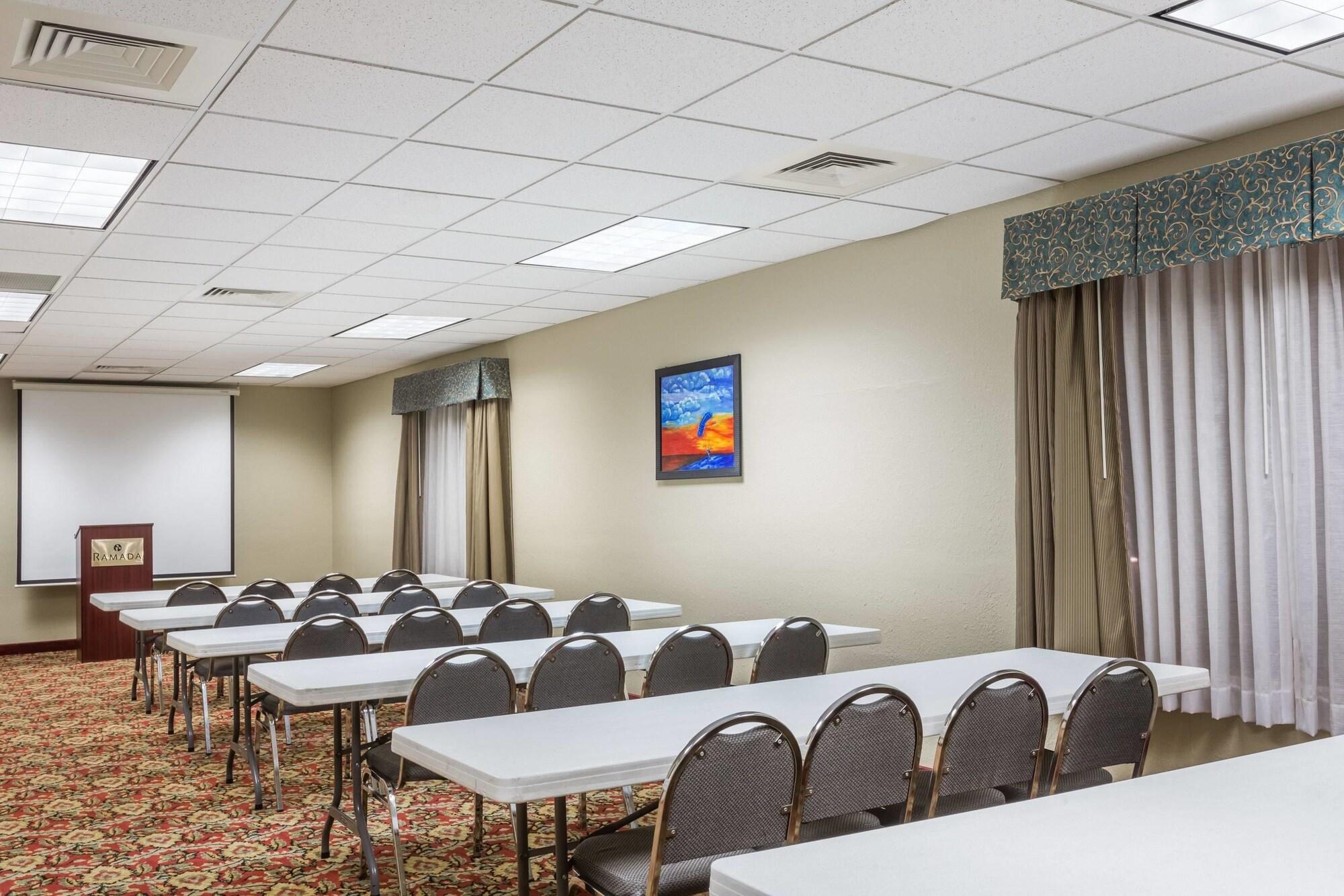 Quality Inn Zephyrhills-Dade City Экстерьер фото