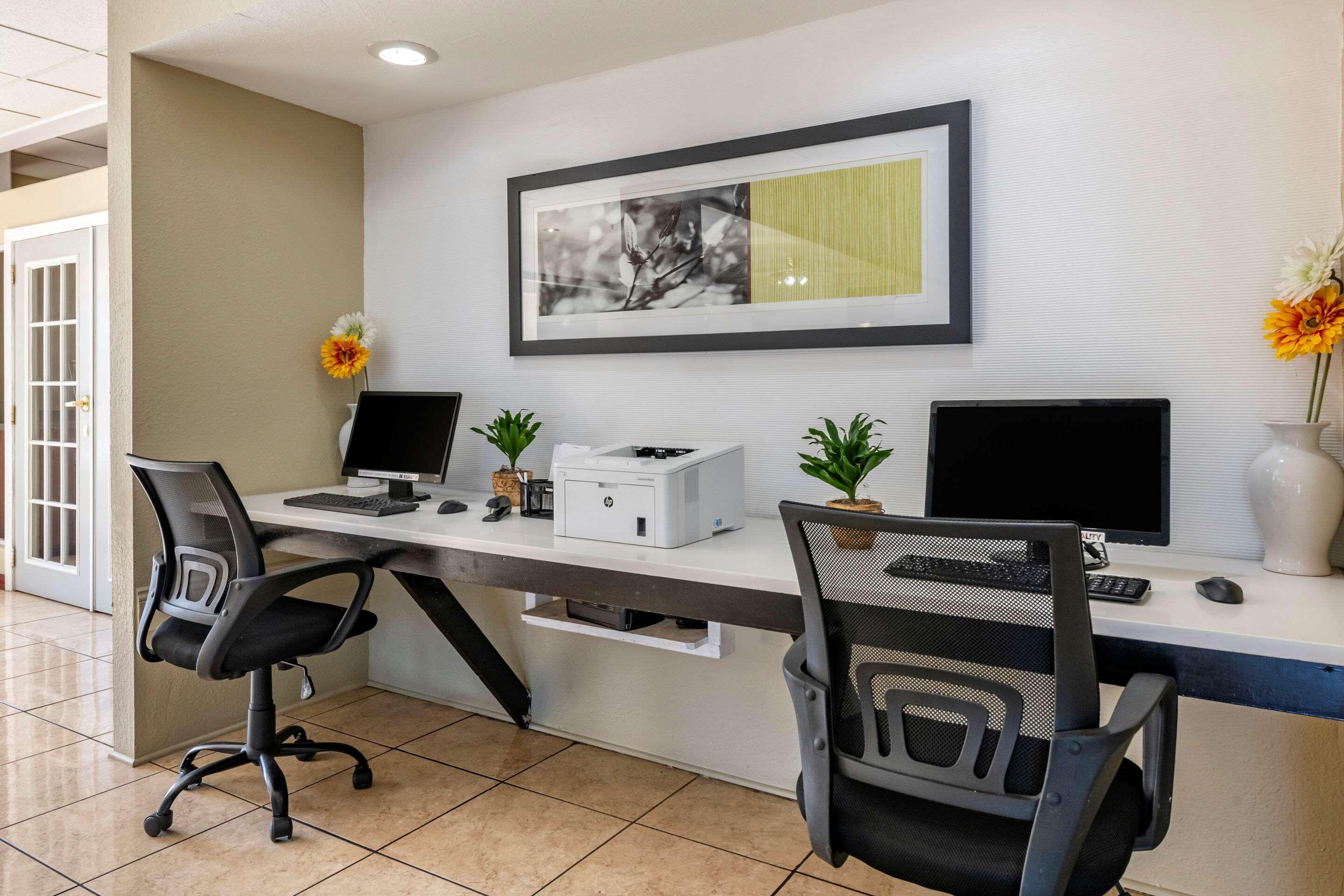 Quality Inn Zephyrhills-Dade City Экстерьер фото