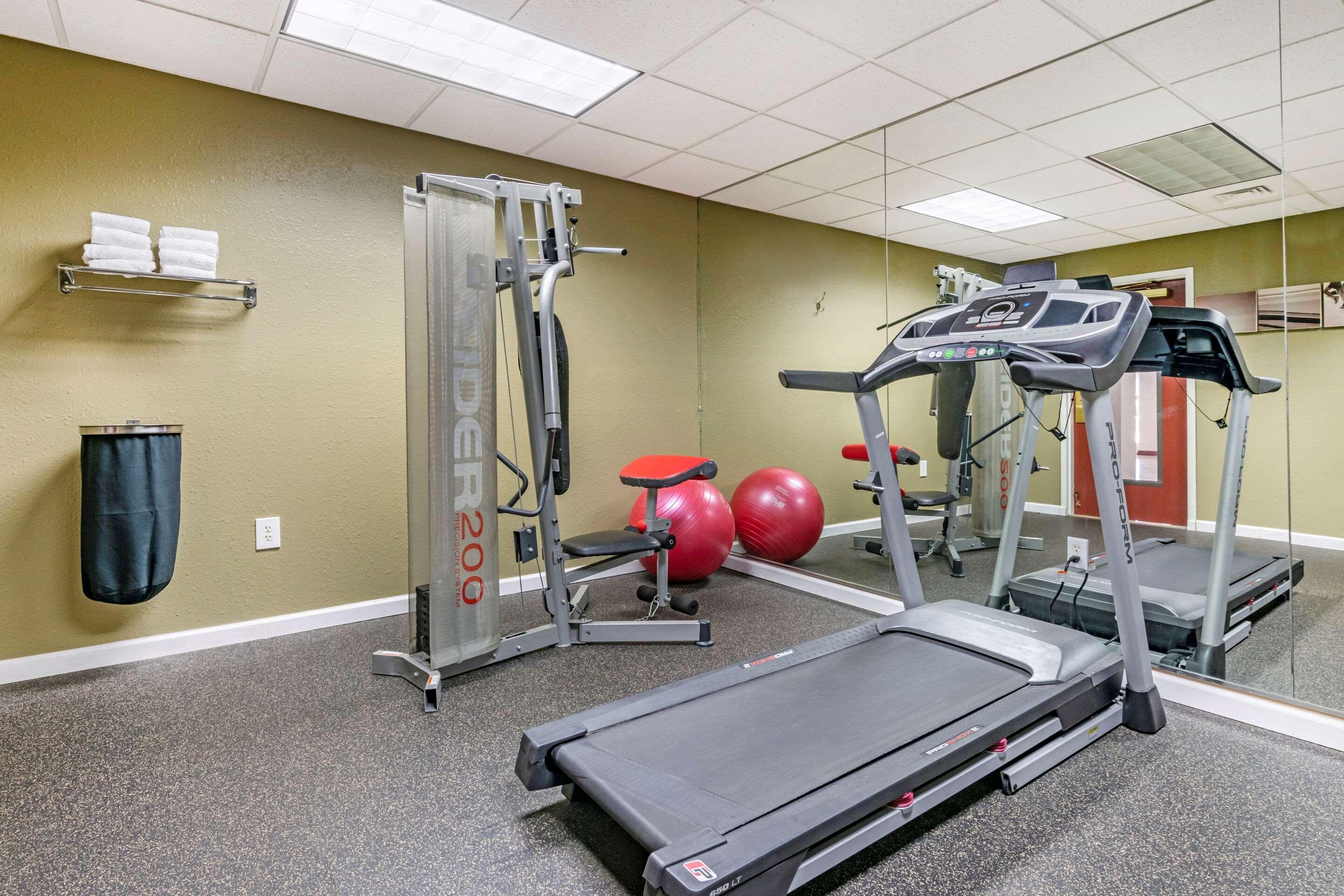 Quality Inn Zephyrhills-Dade City Экстерьер фото