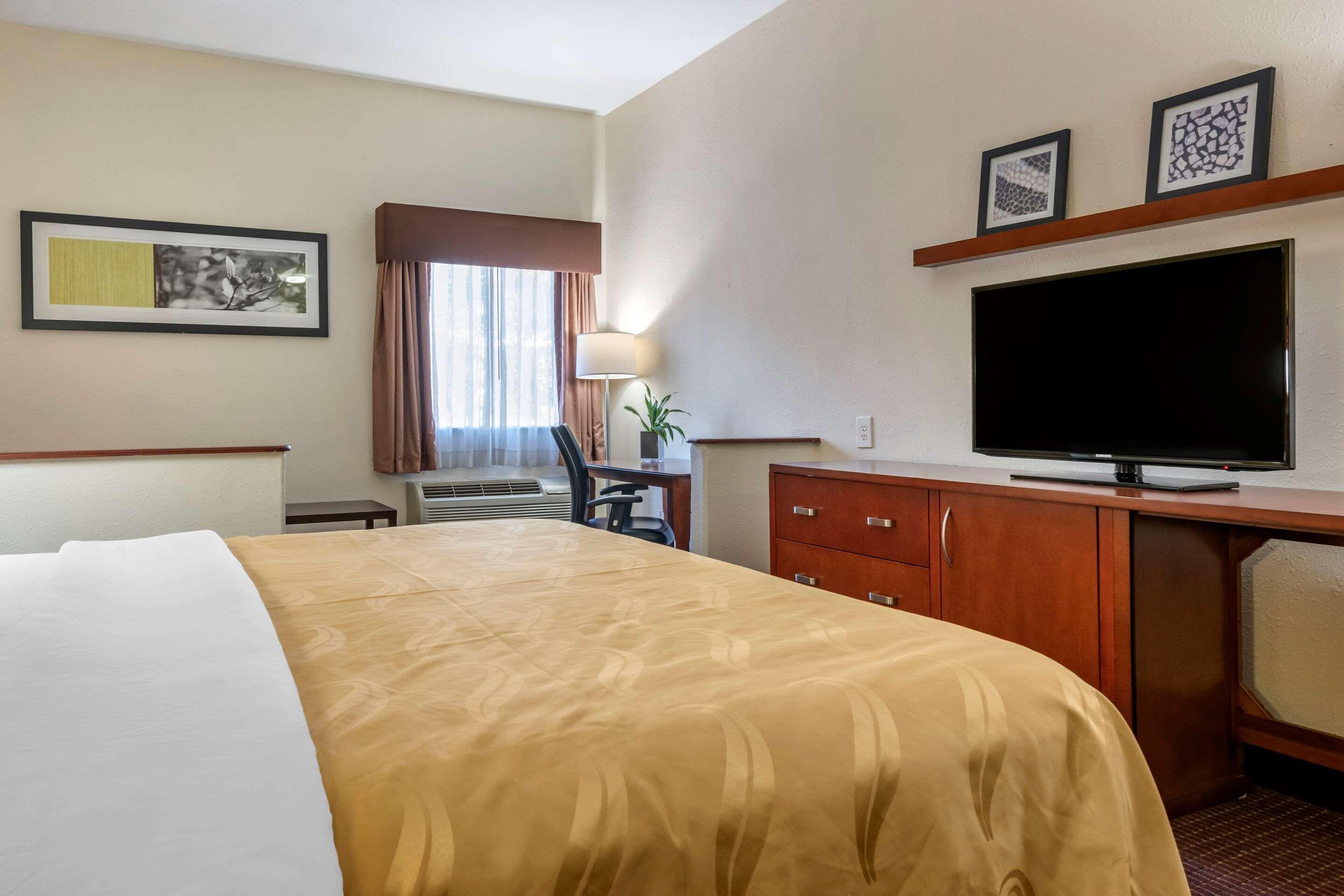 Quality Inn Zephyrhills-Dade City Экстерьер фото