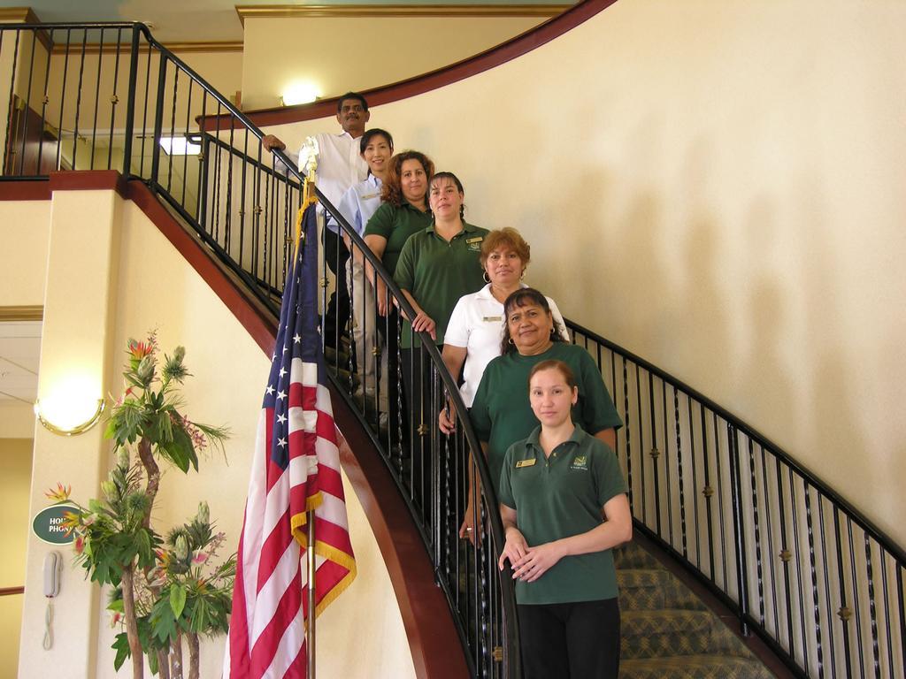Quality Inn Zephyrhills-Dade City Экстерьер фото