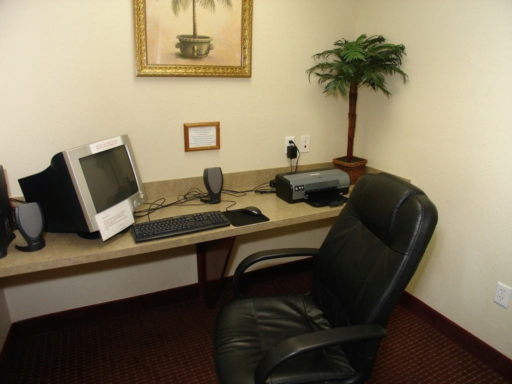 Quality Inn Zephyrhills-Dade City Экстерьер фото